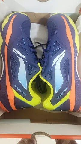 New LI-NING Halbead Strike Non Marking men’s Badminton shoes - size EUR42, navy with neon accents