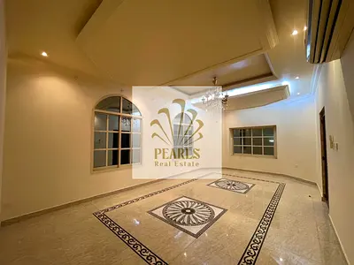 فيلا للإيجار في المويهات 1 عجمان 5 غرف ماستر ومجلس وصالة وغرفة شغالة وأرض 5000 قدم بسعر 119.975 درهم سنويا