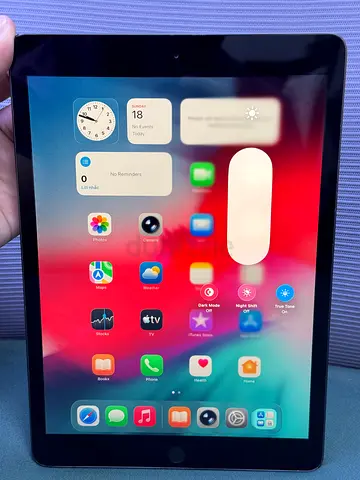 ipad 8 th generation 128 GB