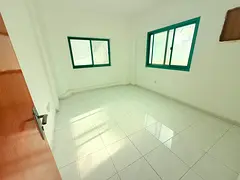 READY TO MOVE 2 BHK WITH BALCONY 1 BHATROOM WINDO AC CENTRAL GAS