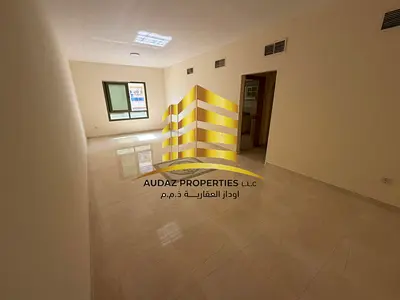 موقع مميز | سي فيو | مساحه ممتازه | تسهيلات | تشطيب راقي | خزائن حائط | سعر ممتاز