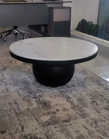 Round Marble-Top Coffee Table with Black Pedestal Base – Excellent Condition