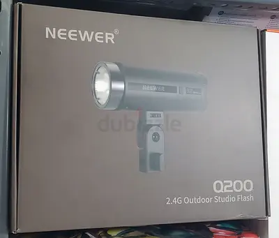 NEEWER Q200 200Ws 2.4G TTL Outdoor Studio Flash Strobe with App Control,1/8000 HSS, 3200mAh Battery