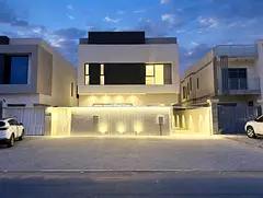 5 rooms, main street, including electricity, water, and air conditioning, behind Al-Hamidiyah Park