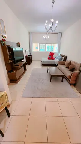 استديو مفروش للإيجار الشهري 🏡 في عجمان وان تاور ، الراشدية 3 ✔️ شامل الفواتير والإنترنت و الباركنج ⚡📶 جاهزة للسكن فورا !