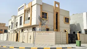 Spacious corner villa for annual rent 5BR majlis large hall built in wardrobes excellent location cl