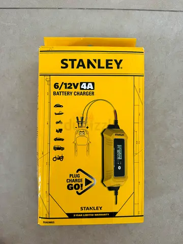 Stanley 6/12V 4A Battery Charger — New in Box