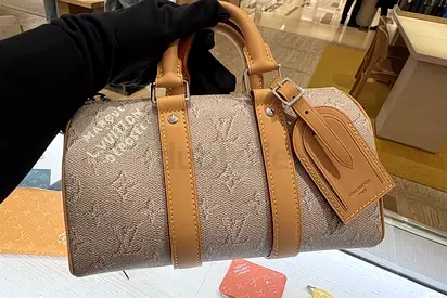 Cross body bag