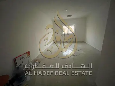 🏡✨ **غرفة وصالة للإيجار السنوي في القليعة – الشارقة** ✨🏡 فرصة مميزة لاستئجار شقة غرفة وصالة في منطقة القليعة بالشارقة، خلف محطة أدنوك، بموقع مناسب