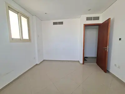 Amazing offer 2bhk aparrment just in 35k ready to move only for family