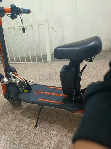 Used electric scooter with seat - good condition