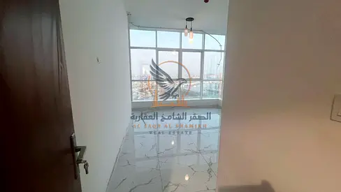 شقة غرفتين وصالة للإيجار السنوي بإطلالة بحرية ساحرة وشرفتين مع باركن خاص وجيم ومسبح بموقع استراتيجي وحيوي وجاهزة تماما للسكن الفوري