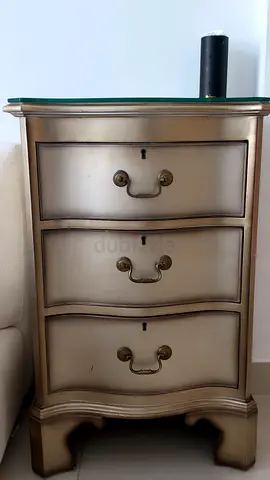 And so bed brand side tables x2