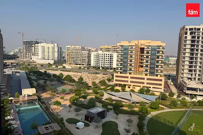 Vacant | Park View | High Floor