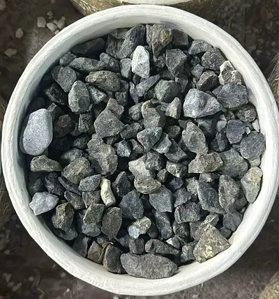 Grey Gravel – UAE Delivery