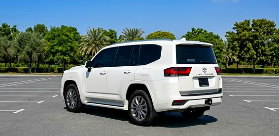 2025 Toyota LAND CRUISER — фото 4