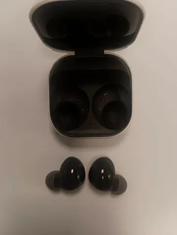 Samsung Galaxy Buds2 Graphite Wireless Earbuds with ANC