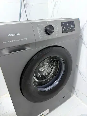 Hisense 6 kg Front Load Washing Machine — New sparingly used. Selling because shifting 2 months old.