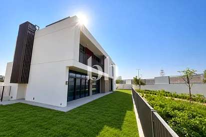 4 Cheques | Best Priced Villa | Make an Offer Now