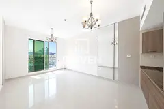 Vaccant | Prime Location | Spacious Layout