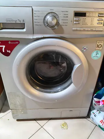 LG 7kg Front Load Washing Machine - Used, Working
