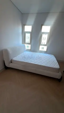 White upholstered single bed, (without mattress!) - good condition