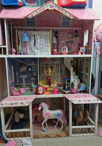 Wooden Dollhouse - 2 Storey