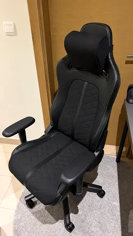 Razer Enki X Gaming Chair – Black & Green – Excellent Condition