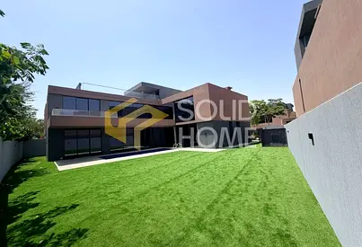 Independent Villa|Freehold|Near Community Entrance