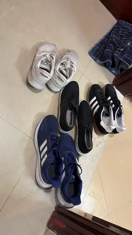 Lot of 4 pairs of casual sneakers - various sizes, used