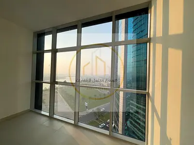 Available now, this brand new 2 bedroom apartment offers a beautiful sea view, a prime location and a comfortable layout, making it an excellent choi