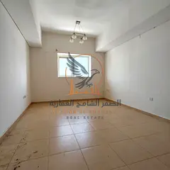 An excellently sized studio featuring built-in wardrobes, central gas, and free access to a gym and