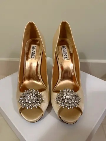 High heel shoes, brand BADGLEY MISCHKA