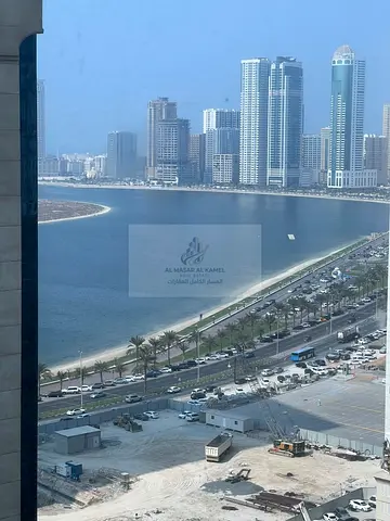3 غرف وصالة بالتعاون | صالة منفصلة وموزع كبير | 4 حمامات وغرفة خادمة وبلكون | جيم ومسبح وباركينج وتكييف مجاناً | شهر مجاني | 4 أو 6 دفعات