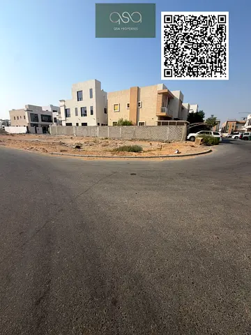 Residential corner plot for sale in alyasmeen