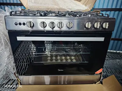 Midea cooking range 90x60 for sale new condition