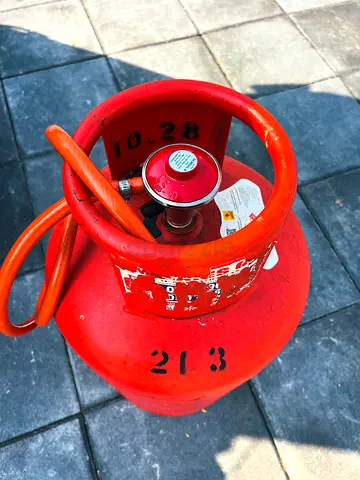 Gas cylinder free delivery