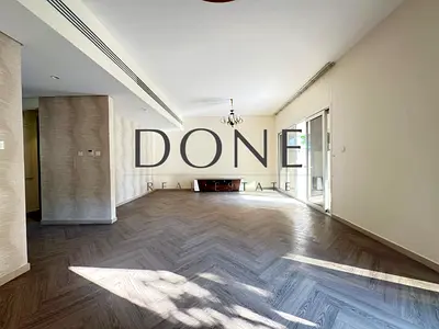 LUXURY 4BEDROOM villa with Sparte hall garden area Maid room store room waderobe MasterBed parking 2.8M