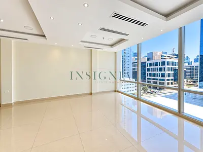 Prime Location Office Ready To Move Spacious