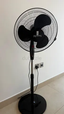 Standing Pedestal Fan - Black, Almost New