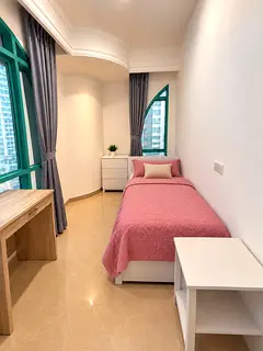 Cozy Room in prime location