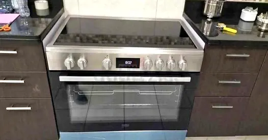 Beko 5 burner electric carmic cooker 90 cm same like a new condition