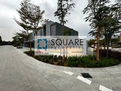 CORNER / HANDOVER WITHIN 2 MONTHS