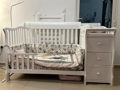 Rarely used Giggles Crib (Baby bed Cot) with Mattress, bedding set and other accessories