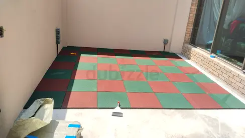 Interlocking Rubber Gym/Floor Tiles - Red & Green, Good Condition