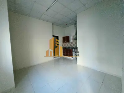 Studio With Separate Kitchen/No Deposit/Family Building/Near Safari Mall