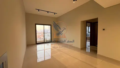 للإيجارالسنوي في عجمان شقة غرفة وصالة جديدة أول ساكن النعيمية شارع الكويت تكييف مركزي خزائن بالحائط جاهزة للسكن