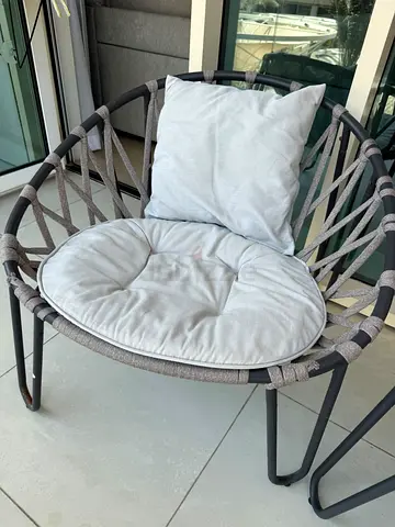 Outdoor woven rope lounge chair with cushions - grey