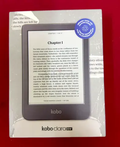 Kobo Clara BW 6” Waterproof eReader