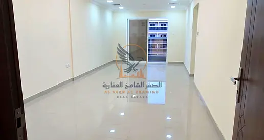غرفتين وصالة إطلالة مفتوحة مساحة كبيرة للإيجار السنوي في الجرف 3 عجمان